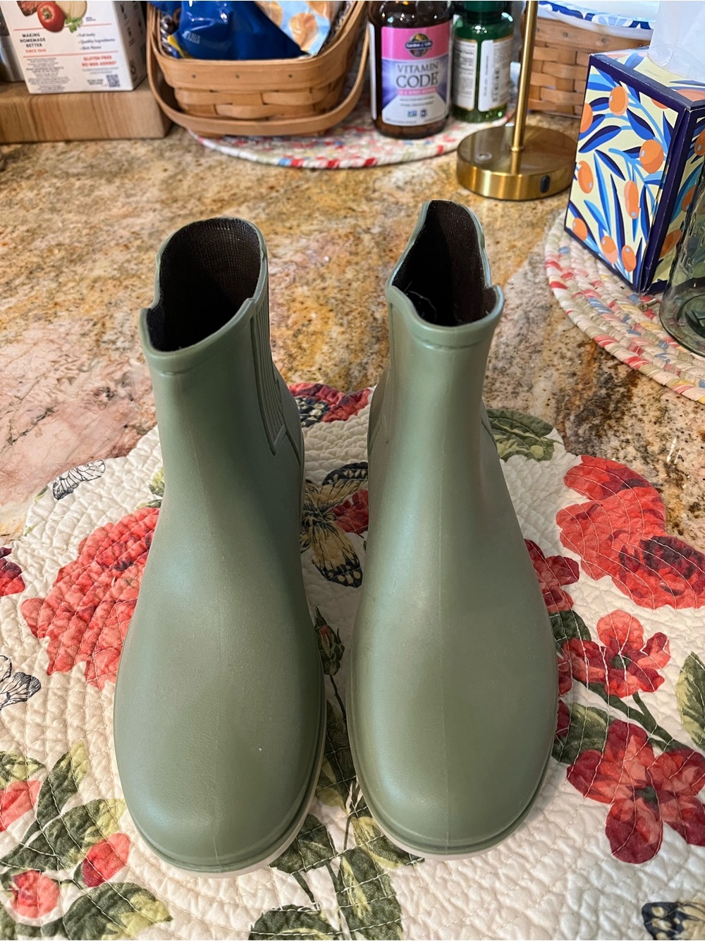 Olive Green garden/deck Boots